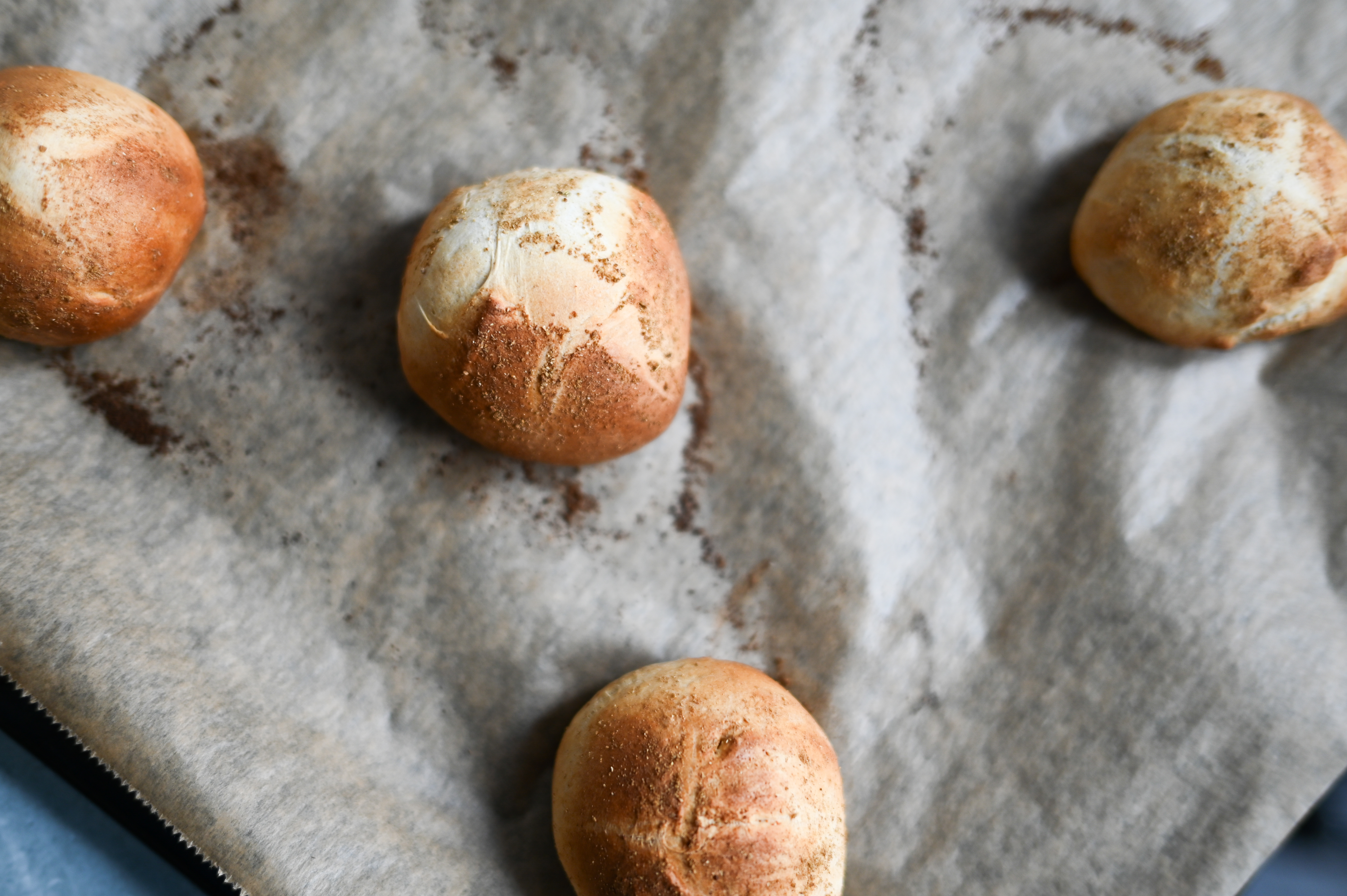 Blitz-Brötchenrezept mit Brotgewürz 