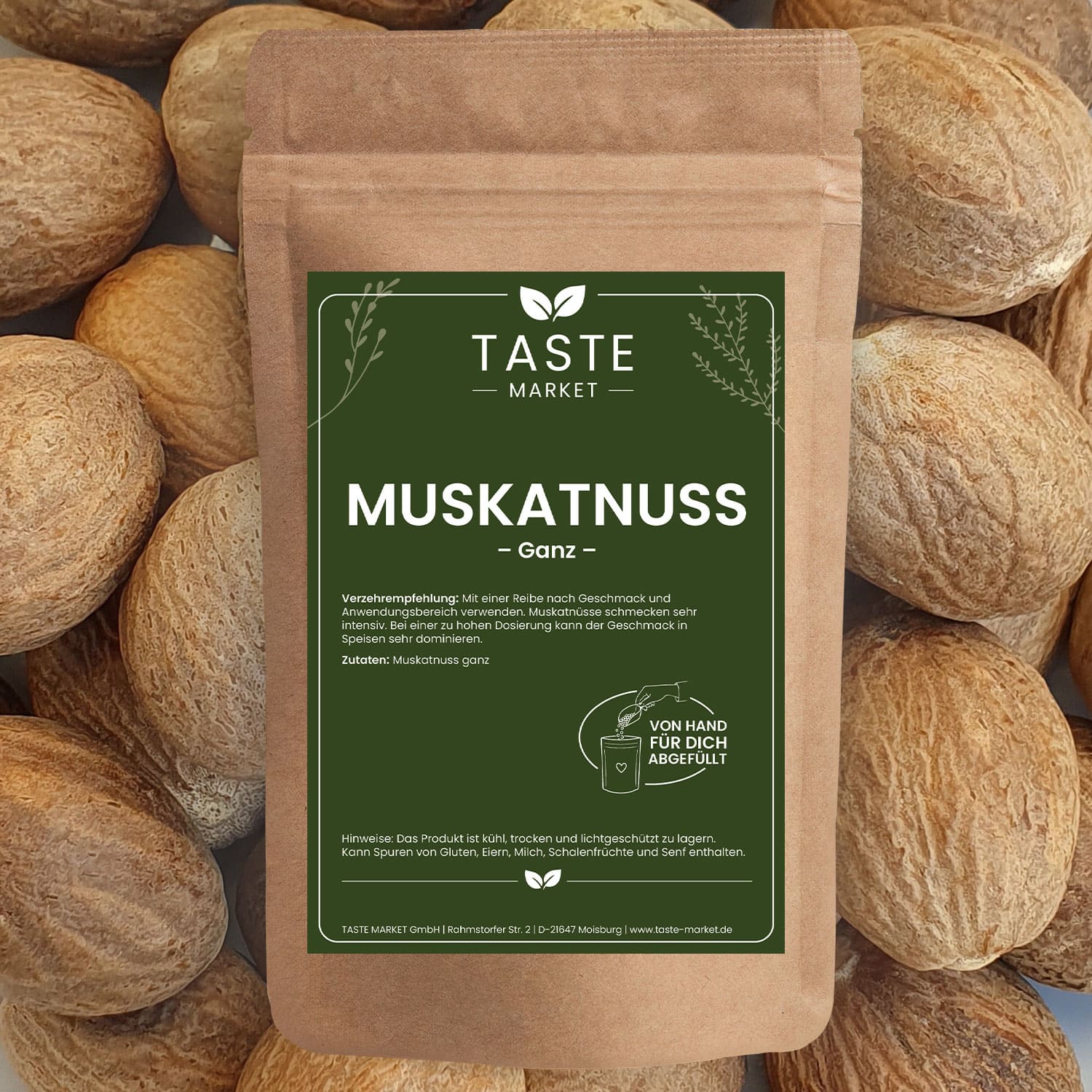 Muskatnuss ganz