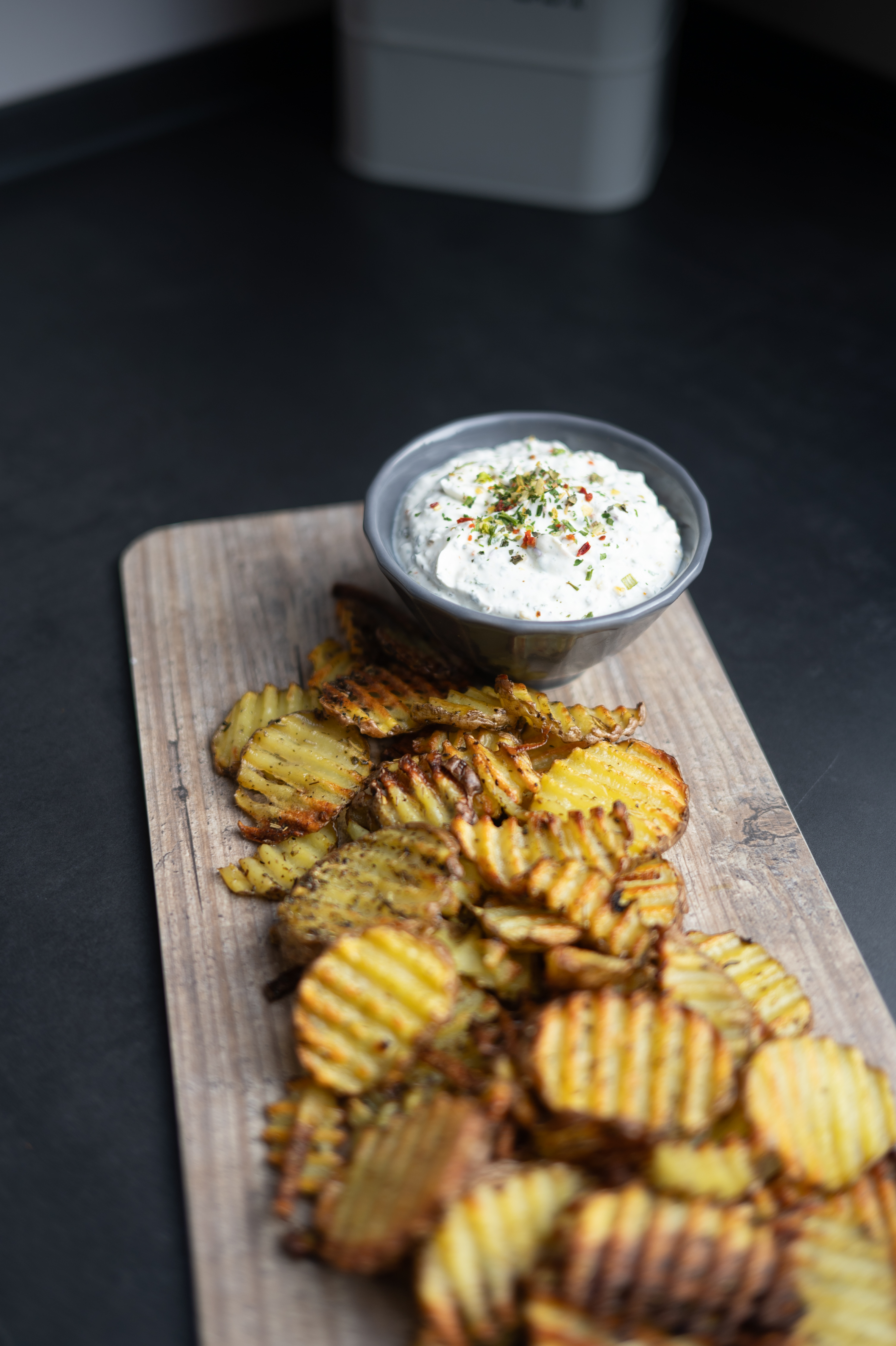 Kartoffeln mit Café de Paris Dip